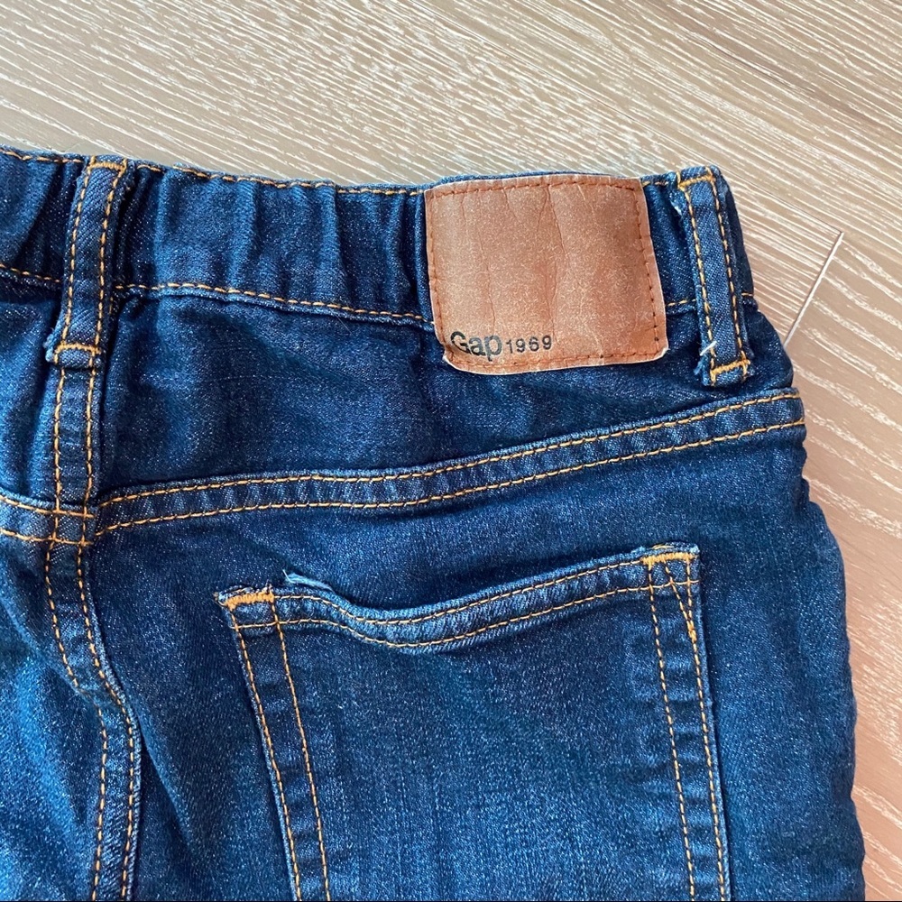 Boys GAP Straight Fit Jeans - Picture 9 of 10